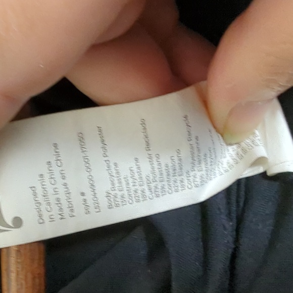 Fabletics Hooded Top - Picture 4 of 7